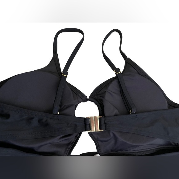 NWT O-Ring Detail Bikini - Picture 10 of 12